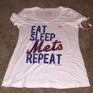 Brand new New York Mets fitted 7 line tee shirt